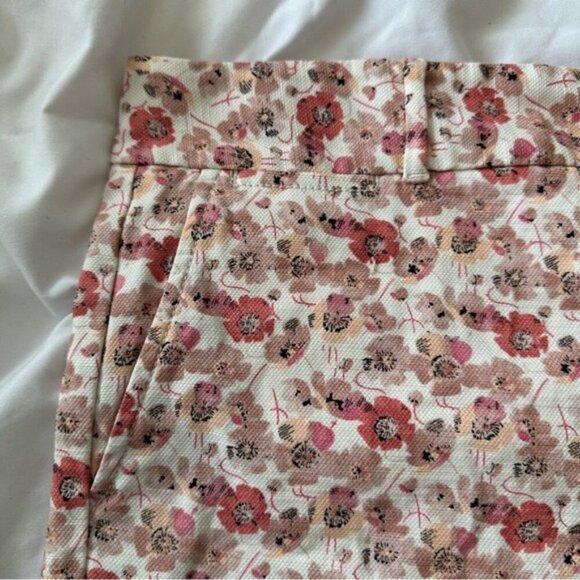 Ann Taylor Loft Floral Print Women's Shorts Size 14 - Picture 6 of 8